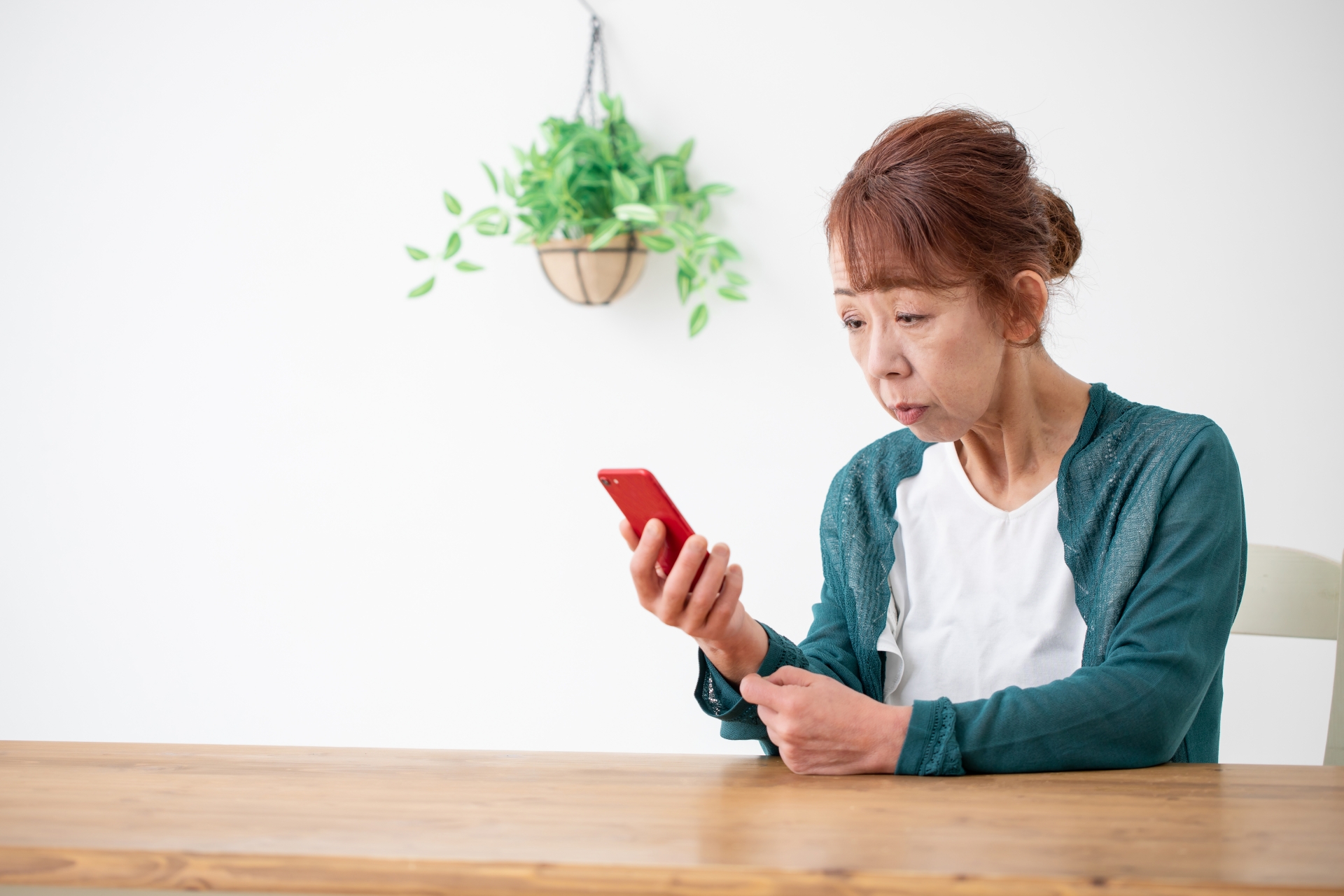 デバイスの使用が目に与える影響